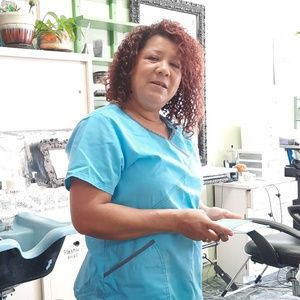 Meet your Posher, Yovanna